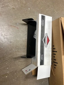 New Briggs & Stratton OEM 1733578BMYP Hitch,  Front 42 Snapper Murray Simplicity - Picture 1 of 5