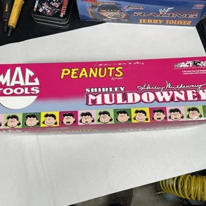 1:24-Action-Shirley Muldowney Mac Tools/ Peanuts 2002 Top Fuel Dragster - Picture 1 of 6