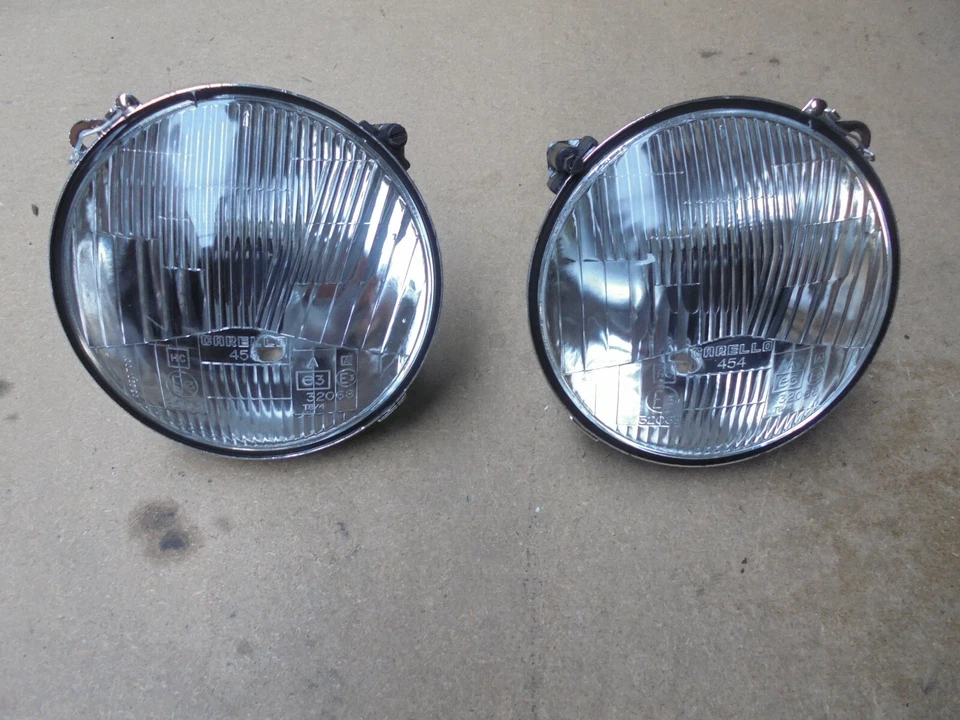 Alfa Romeo ALFETTA GTV 2500 GTV6 Pair Of Lights External Towing With Position - image 1 of 2