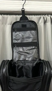 Solimic Black Leather Travel Bag, 11 x 8 in, 2 End Pockets, Hangar - Picture 1 of 4