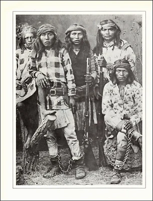 Cadena de tobillo Apache Outlaw 1978 con estampado vintage ejecución hombres indígenas nativos Foto 1 de 3