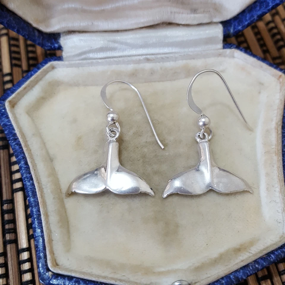 Vintage 925 Sterling Silver Earrings, Whale Tail Dangle, Schube Dakota West  — 第 1/4 张图片