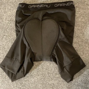 Garneau Radhose Herren Medium gepolstert Kompression NEU Neu mit Etikett Fahrradtraining - Bild 1 von 13