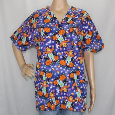 Jack-O-Lanterns and Scarecrows Short Sleeve Large Scrub Top Peaches Uniforms - Image 1 of 4