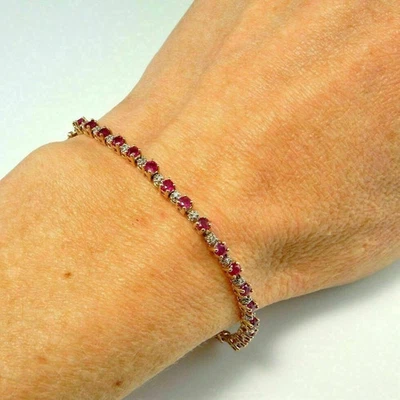 Brazalete Tenis Rubí Creado en Laboratorio Corte Redondo 5.00 Ct Chapado en Oro Amarillo 14K Foto 1 de 4