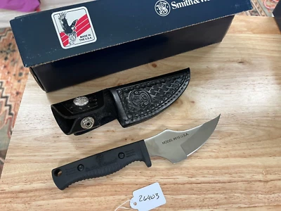 Faca vintage Smith and Wesson 610 modelo antigo (26403) - Imagem 1 de 4