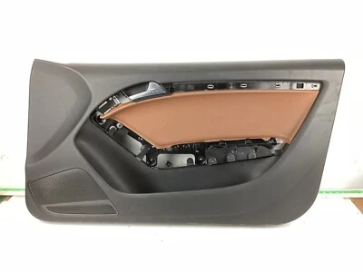 Комплект передней правой дверной панели для Audi A5 Cabrio 2008–2016 годов выпуска 8T1867106 от оригинального производителя - Изображение 1 из 4