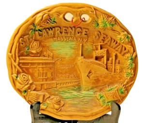 Vintage Ceramic ST. Lawrence Seaway Eisenhower Lock Entering Lock Massena NY  - Imagen 1 de 6