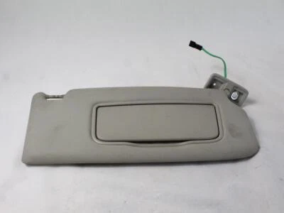 39868306 ALETTA PARASOLE LATO DESTRO PASSEGGERO VOLVO C30 1.6 D 80KW 5M 3P (2010 Foto 1 de 4