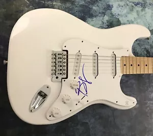 GFA Drew Barrymore La La Land * BRYCE WINE * Chitarra elettrica bianca firmata COA - Foto 1 di 5