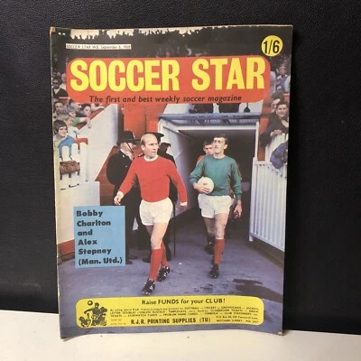 Soccer Star Magazine - September 6th 1968, Bobby Charlton Cover Issue  - Image 1 of 4