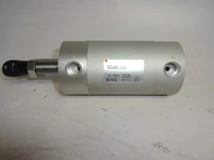 SMC NCGUN50-0100 PNEUMATIC AIR CYLINDER 145PSI - Picture 1 of 7