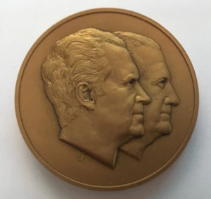RICHARD M. NIXON e vicepresidente 1972 medaglia bronzo presidenziale 3,0" 7,7 una volta - Foto 1 di 2