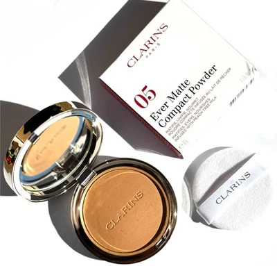 Clarins Ever Matte Compact Powder 05 Medium Deep 10g - Bild 1 von 3