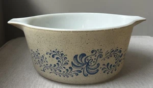 Vintage Pyrex Nesting Mixing Bowl “Homestead” 474 B 1.5 qt Farmhouse - Picture 1 of 9
