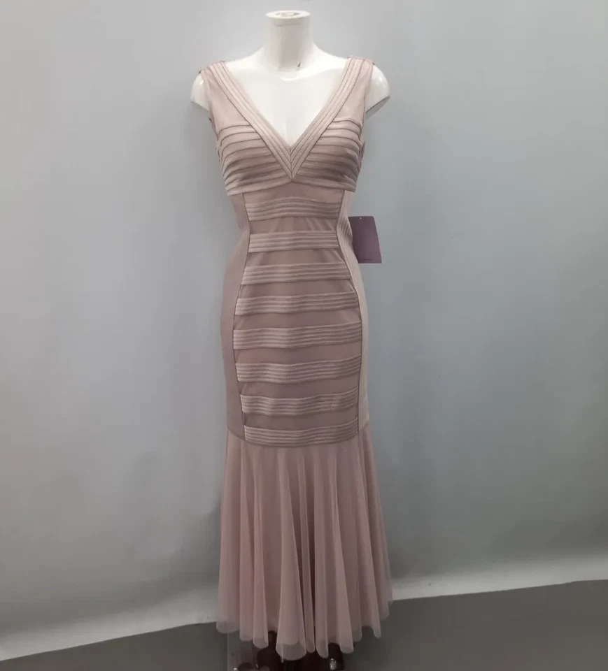 NWT J S JS Collections Structured Fishtail Evening Dress Women Size 8 Blush Pink - Image 1 of 4