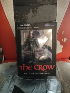 Diamond Select The Crow Eric Draven 7" Action Figure Toys Damaged Box - Picture 1 of 3