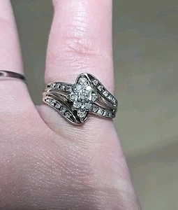 Vintage SS 925 Round And Baguette Diamond Cluster Ring Size 6.75 - Picture 1 of 10