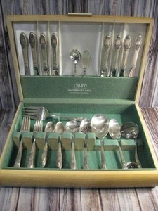 Rogers Bros. 1847 First Love Silverplate Flatware Set in Chest - CA 1937 - 55 Pc - Picture 1 of 1