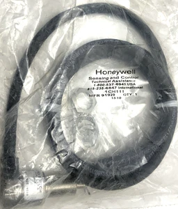 NEW HONEYWELL MICROSWITCH 54 LEAD E-STOP SWITCH US 1CH111 SNAP ACTION PLUNGER - Picture 1 of 3