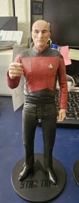 McFarlane 玩具 星际迷航 Captain Jean-Luc Picard 完整  — 第 1/3 张图片