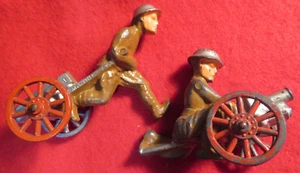 2 Barclay Manoil 1930s Army Lead Toy Soldiers Artillery - Picture 1 of 16
