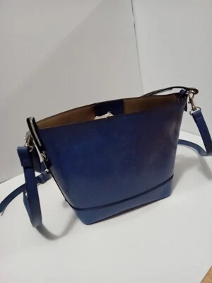 New Direction单肩包 — 第 1/4 张图片