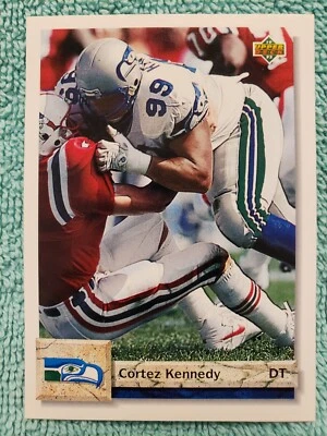 1992 UPPER DECK CORTEZ KENNEDY #495 SEATTLE SEAHAWKS  - Image 1 of 4