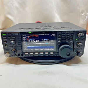 ICOM IC-7600 HF All Band / 50MHz 100W Amateurfunk Transceiver gebraucht funkt... - Bild 1 von 6