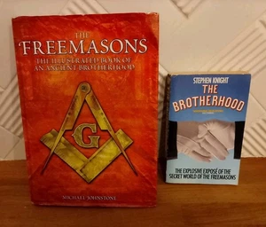BOOK - Bundle Of X2 Books On The Freemasons HB PB Collection Masons Brotherhood  - Imagen 1 de 2