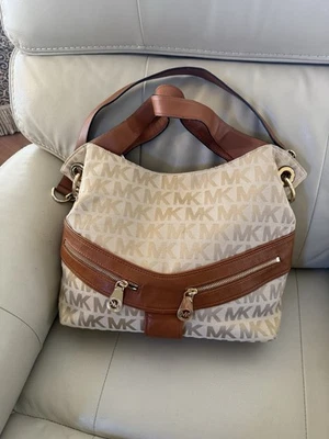 Michael Kors Large Shoulder Bag - Image 1 of 4