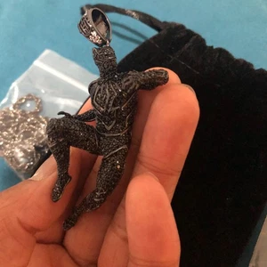 Marvel black Panther pendant and chain - Picture 1 of 5