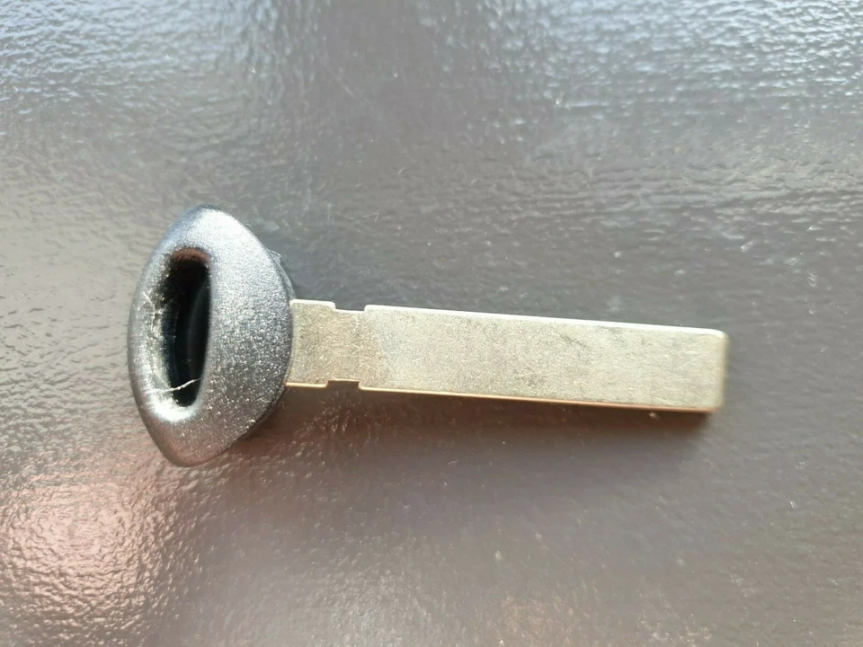 FOR BMW DASH MINI CABRIO CLUBMAN PACEMAN HATCH COUPE REMOTE KEY FOB BLANK HU92 - Image 1 of 1