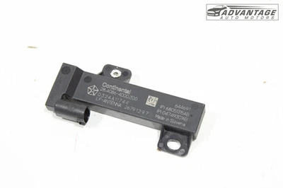 15-23 JEEP RENEGADE ЗАДНИЙ ЛЕВЫЙ ИЛИ ПРАВЫЙ БЕСКЛЮЧЕВОЙ ПАССИВНЫЙ ВХОД АНТЕННЫЙ МОДУЛЬ OEM - Изображение 1 из 4