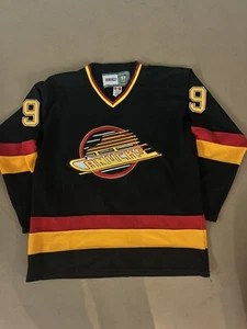 Alexander Mogilny Vintage Vancouver Canucks CCM Jersey 1995 NHL - Picture 1 of 6
