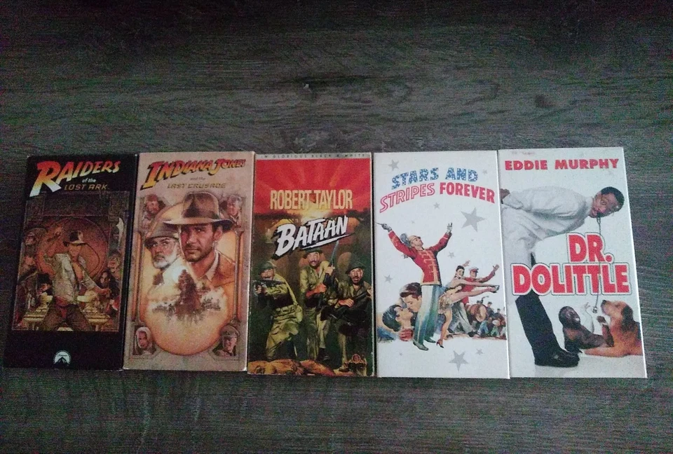 Lot 5 Indiana Jones and the Last Crusade Raiders Of The Lost Ark VHS bataan - Image 1 of 1