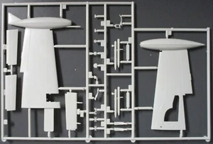 Revell 1/48 Scale F-84E Thunderjet - Parts Lot 10 from Kit No. 85-5494 - Picture 1 of 1