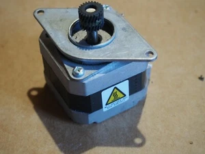 Moteur STP 43D1011 AL1 001353 001 - Picture 1 of 4