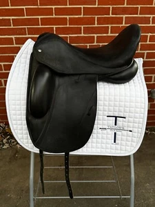 17.5” MW 2016 Custom Saddlery Icon Echo Monoflap Dressage Saddle - Picture 1 of 16