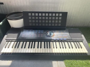 Yamaha Psr 180 - Picture 1 of 2