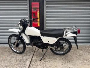 Suzuki TS125 ER - Picture 1 of 8
