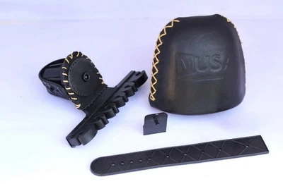 6 Arrow Traditional Leather Bow Quiver – Free Clip & Belt Included - Image 1 of 4