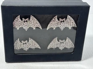 TAHARI  "BATS" Shaped Rhinestone Napkin Rings (SET OF 4) - HALLOWEEN  Party - Picture 1 of 11