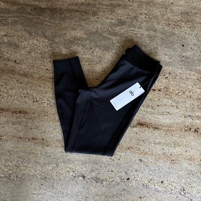 Nuevo con etiquetas Legging Alo Yoga Cintura Alta Airlift 7/8 Line Up Talla Mediana Negro Foto 1 de 4