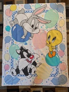 Manta de cuna Baby Looney Tunes Space Neighbors tela piolín 45X35” - Imagen 1 de 4