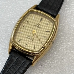 Vintage OMEGA DeVille Cal.1353 Quartz Gold Tone Rectangle 20mm Ladies Watch - Picture 1 of 9