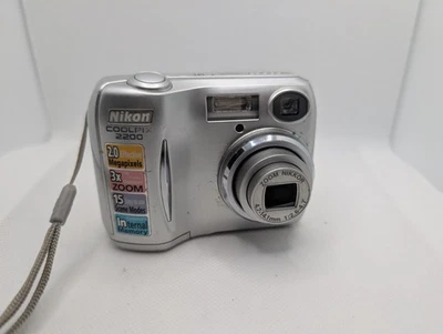 Nikon Coolpix 2200 2MP Digital Camera Silver Fully Working - Image 1 of 4