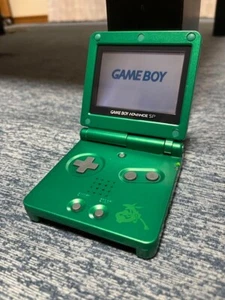 Game Boy Advance SP Rayquaza Edition Console Pokemon Emerald Nintendo Limited - Picture 1 of 6