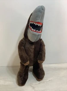 Peluche Avril Lavigne Bearshark - RARO DIFÍCIL DE ENCONTRAR - Tiburón Oso Rock N Roll - Imagen 1 de 7