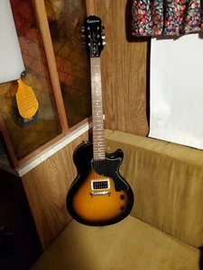 Epiphone Les Paul Junior Electric Guitar - Tobacco Burst Finish - Picture 1 of 3